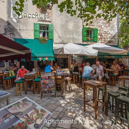 Kala Main Square Porec Exterior photo
